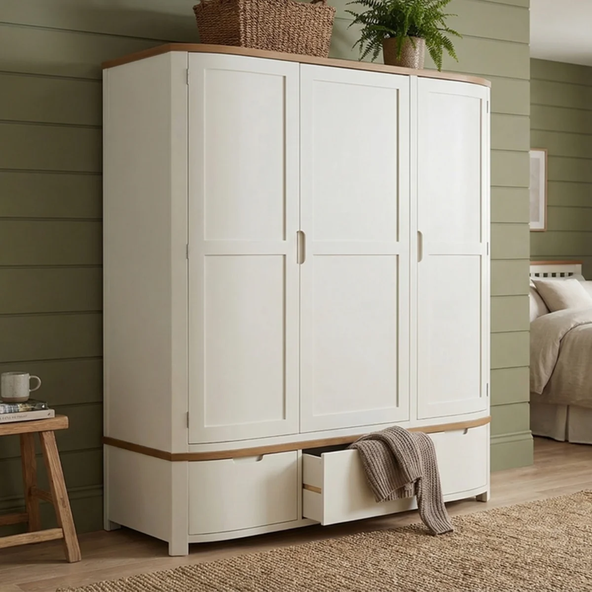 Bradwell Oak and Signal White Painted Triple Wardrobe – image 2