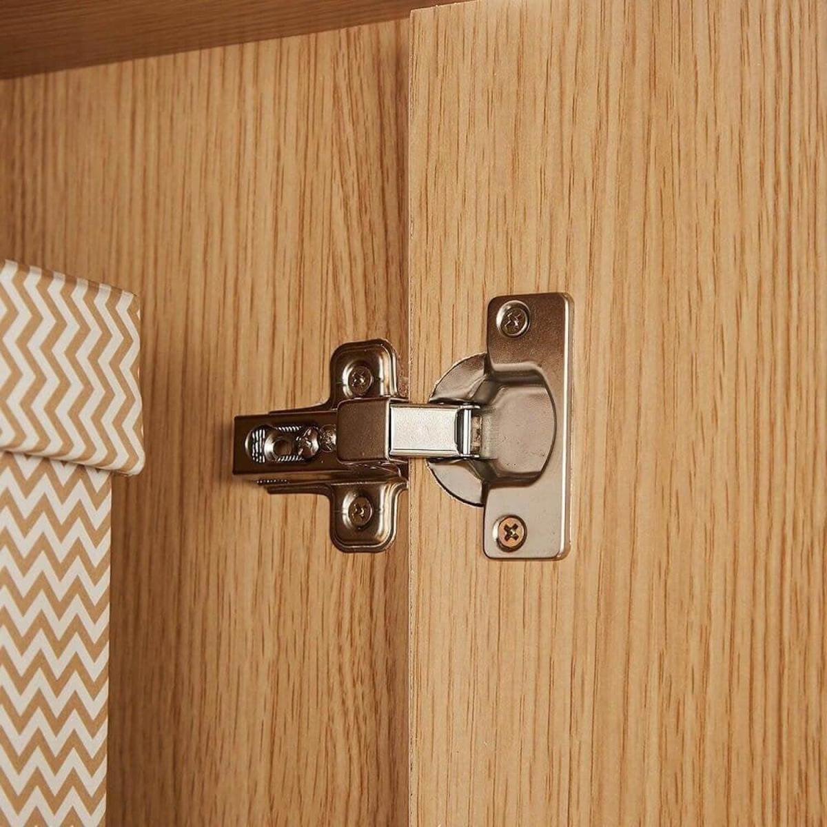 Stratford 1 Door Slim Wardrobe Bedroom Storage Unit - Oak – image 2