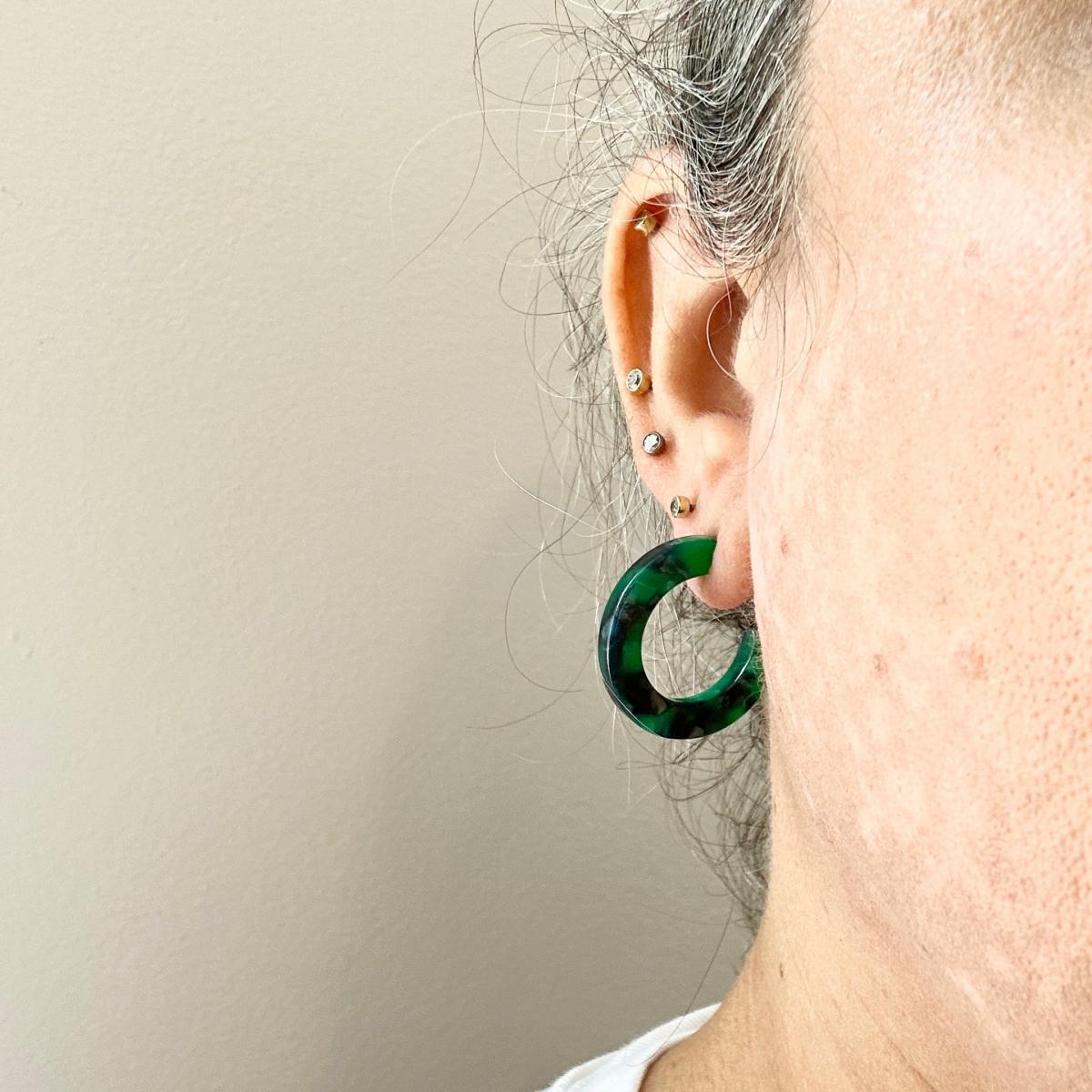 Women's Mini Hoop Earrings In Emerald Green | Closet Rehab – image 2