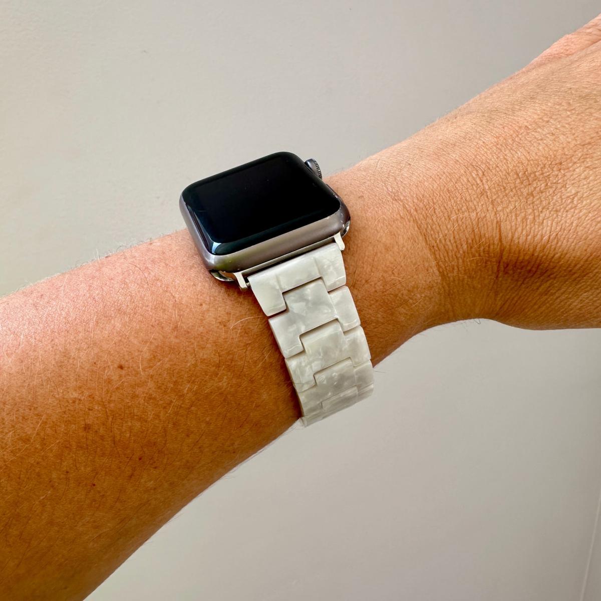Women's Apple Watch Band In Whiteout | Large | Closet Rehab – image 4