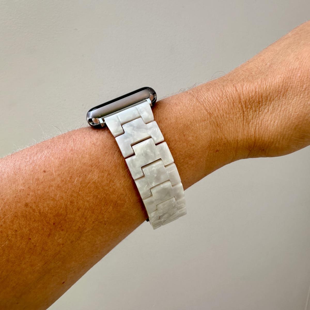Women's Apple Watch Band In Whiteout | Large | Closet Rehab – image 5