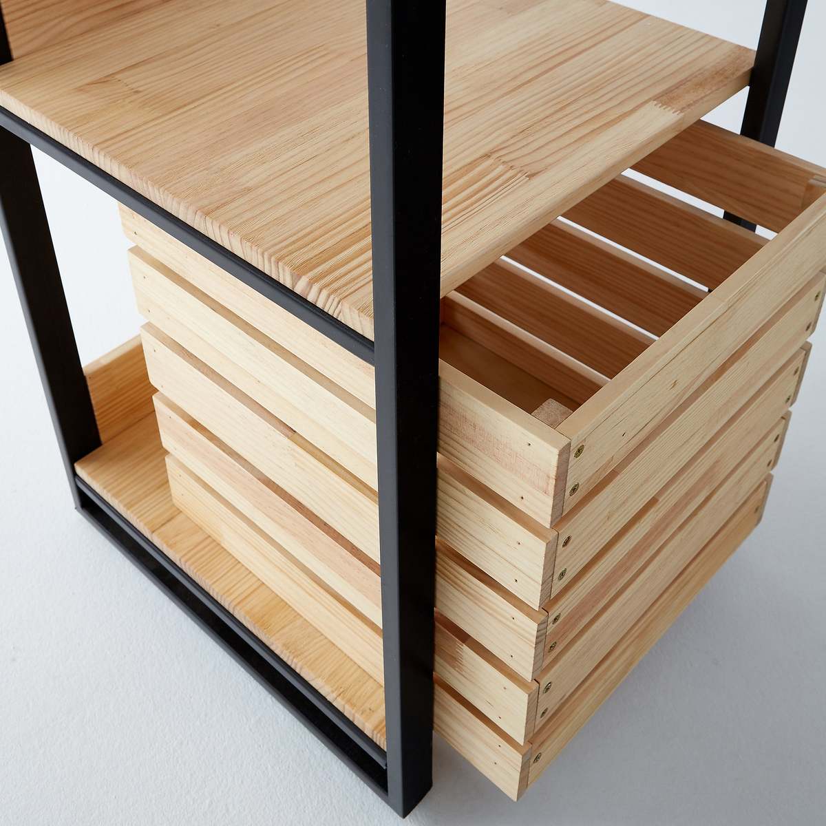 Hiba Solid Column Shelving Unit in Solid Pine/Metal – image 4