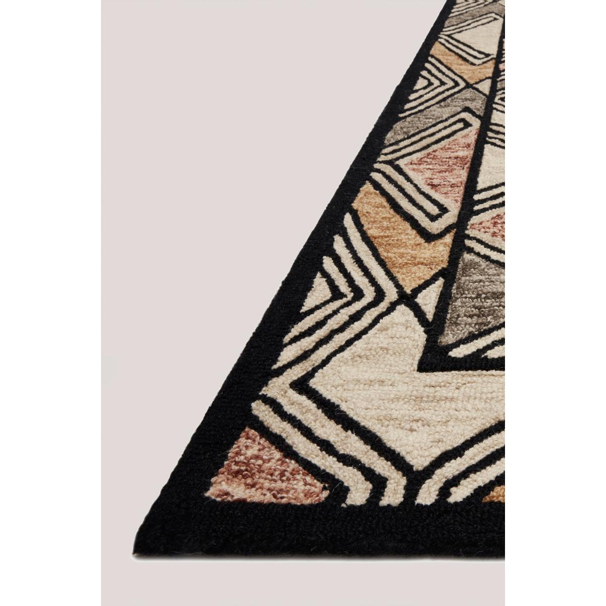 Hand-Tufted Nala Geometric Wool Rug – image 3