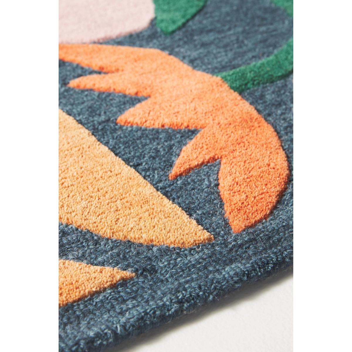 Marcello Velho Tufted Take Shape Rug – image 3