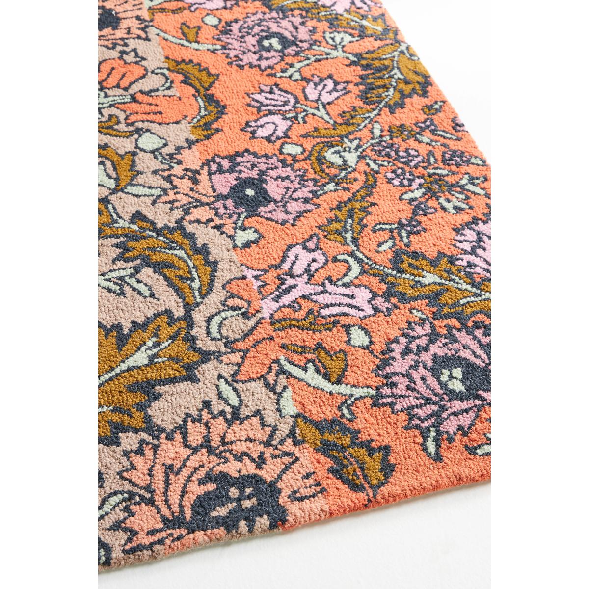 Hand-Tufted Yvette Floral Wool Rug – image 3