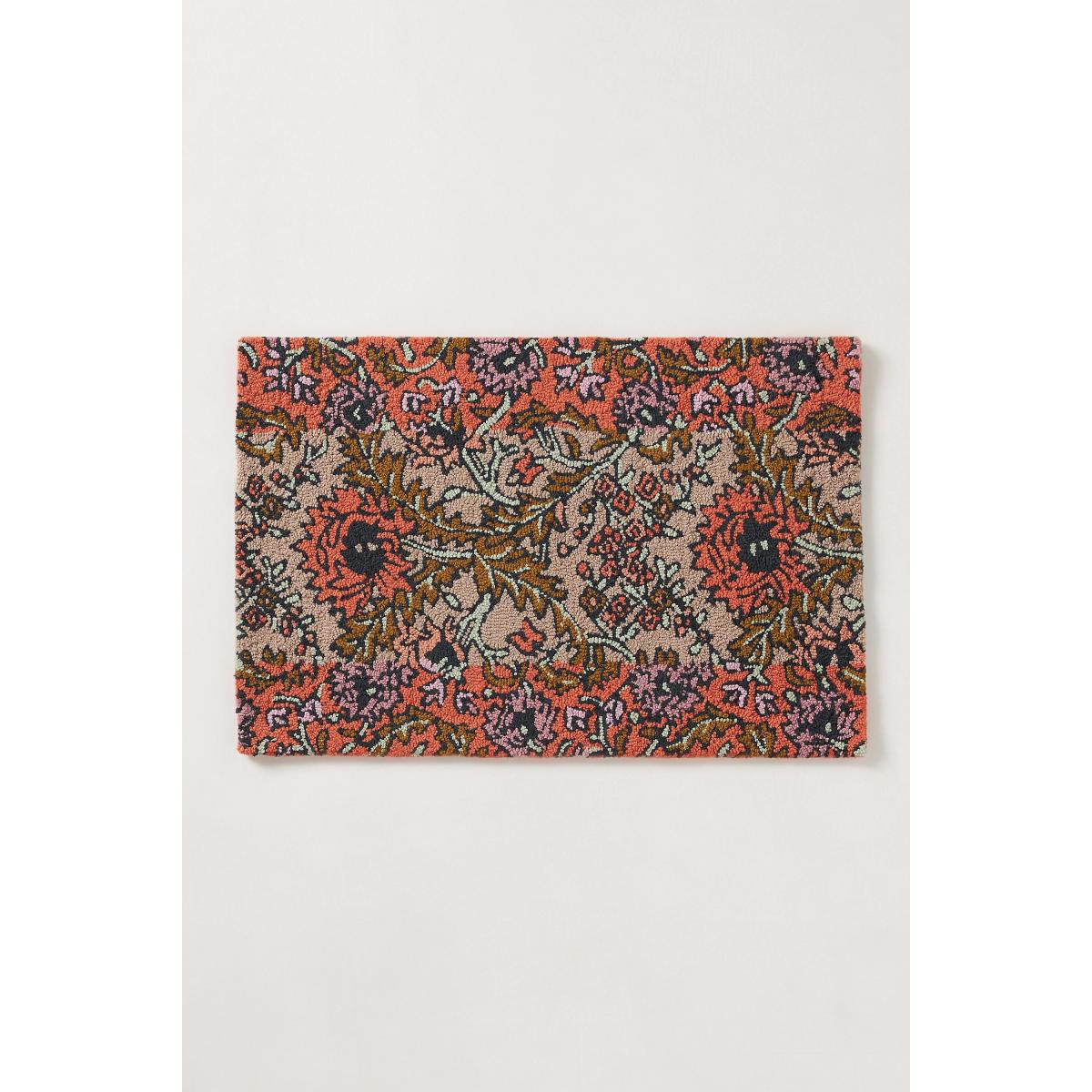 Hand-Tufted Yvette Floral Wool Rug – image 4