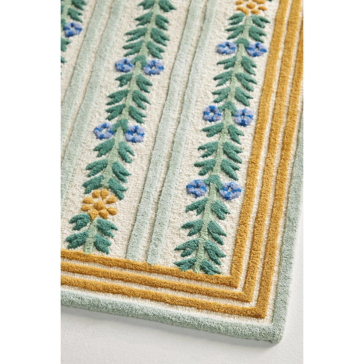 Ellen Merchant Cottage Tufted Rug – image 3