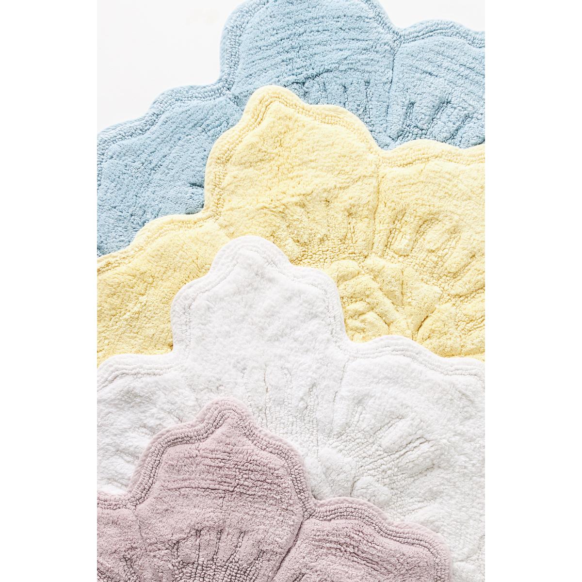 Castile Rose Tufted Cotton Bath Mat – image 2