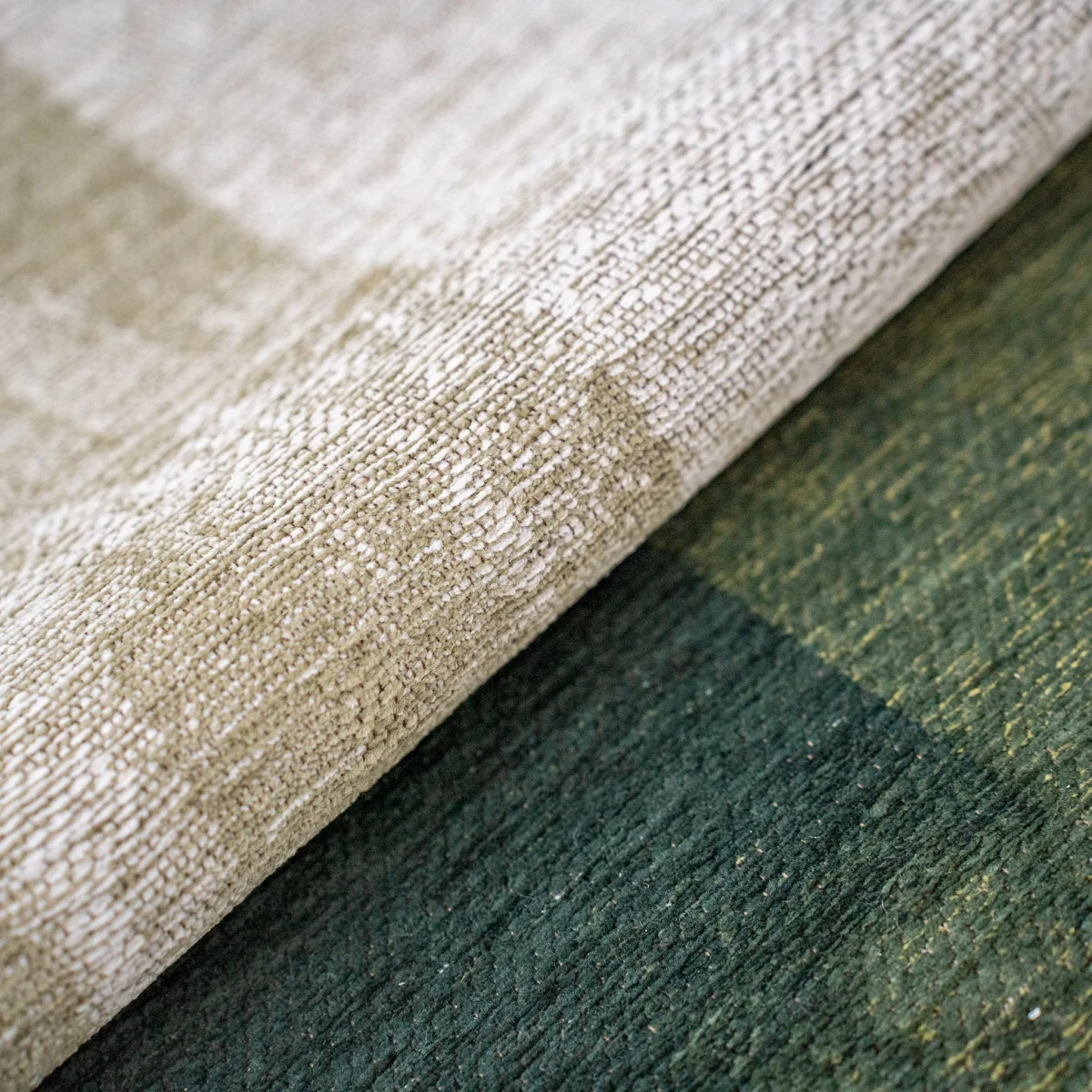 Sendai Rug, 2.4m x 3.4m / Green – image 3