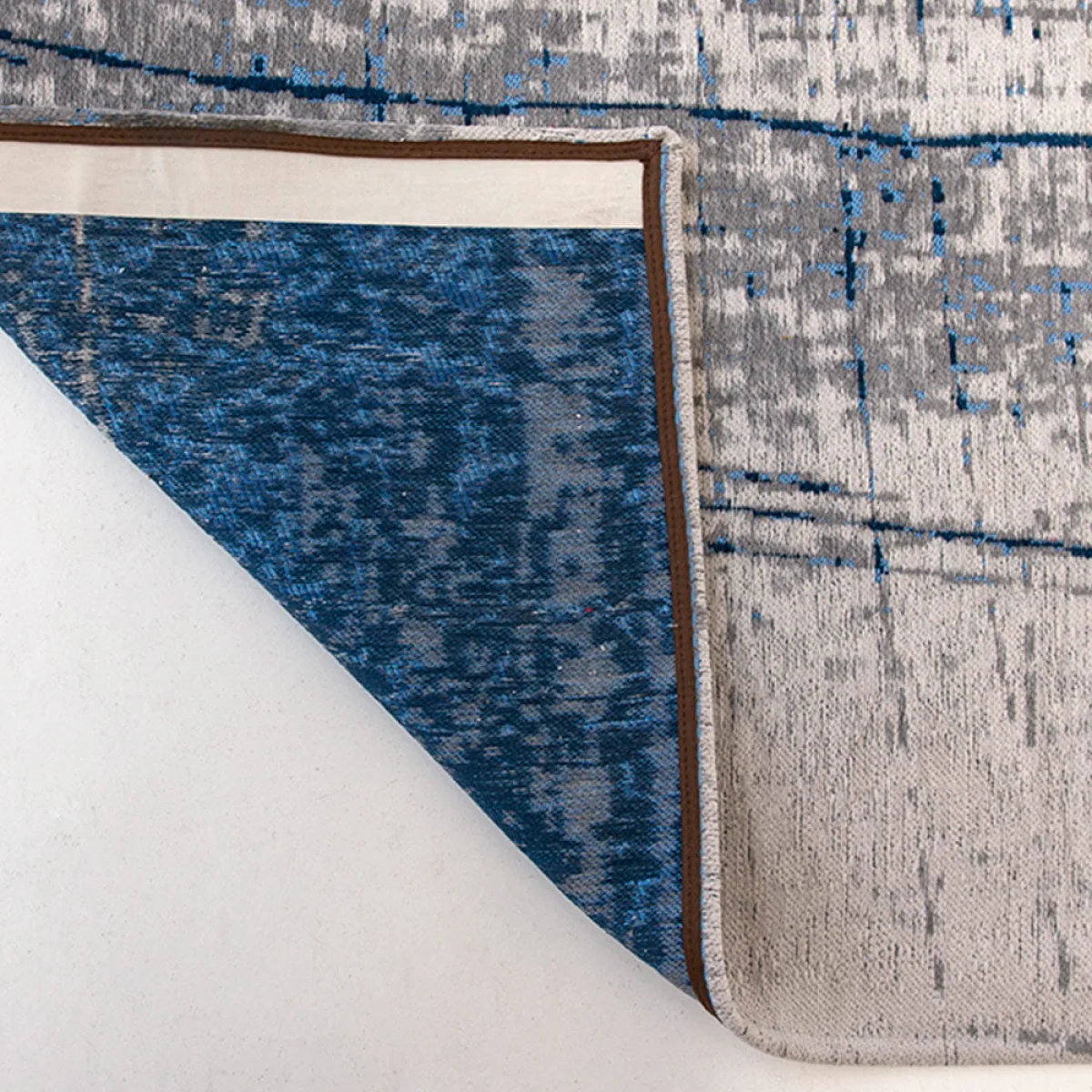 Madmen Griff Rug, 2.4m x 3.4m / Bronx Azurite – image 6