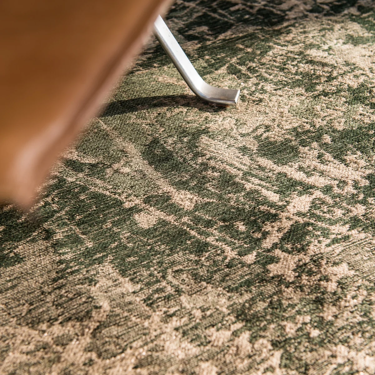 Mad Men Cracks Circle Rug, Green / 240cm Circle – image 3