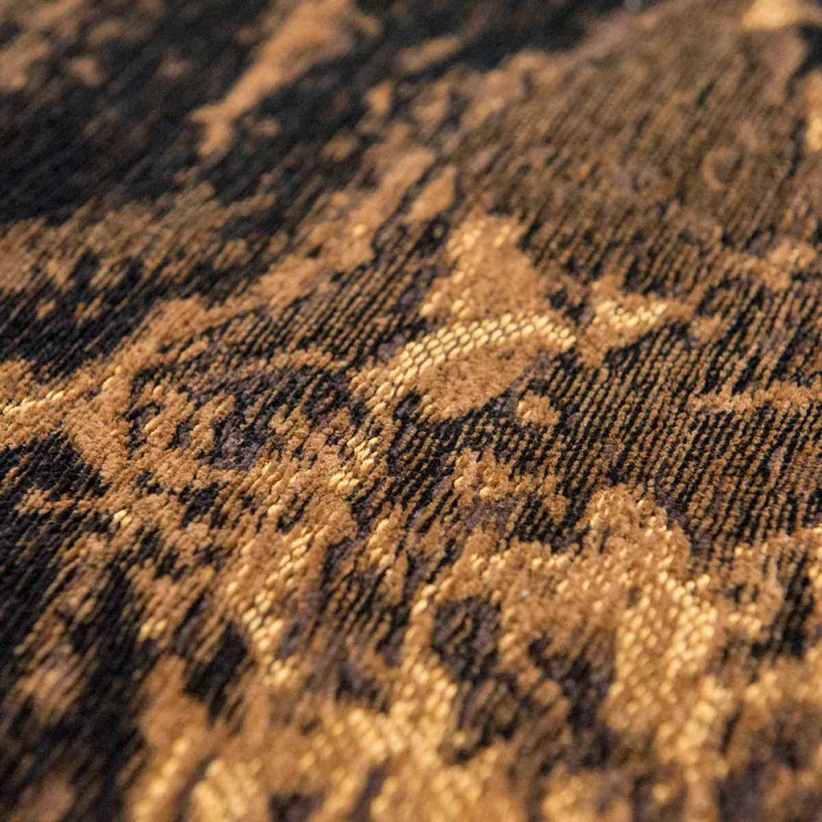 Madmen Cracks Rug, 1.4m x 2m / Deep Mine – image 3