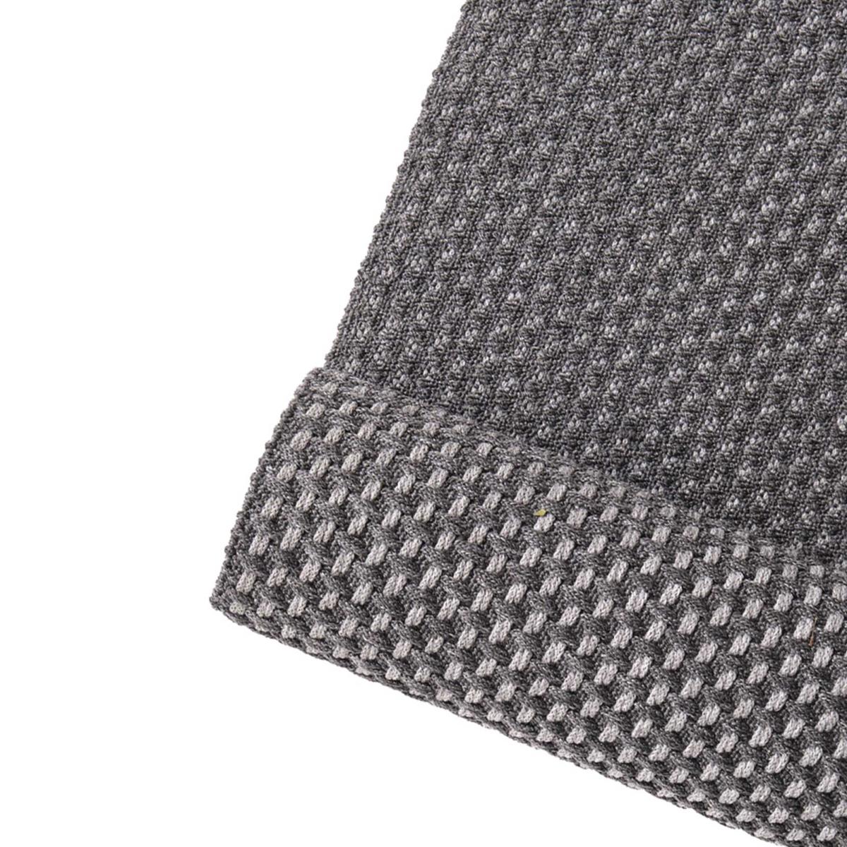 Kartell Kleo Outdoor Rectangular Rug 240x200, Square, Grey Polypropylene | Barker & Stonehouse – image 2