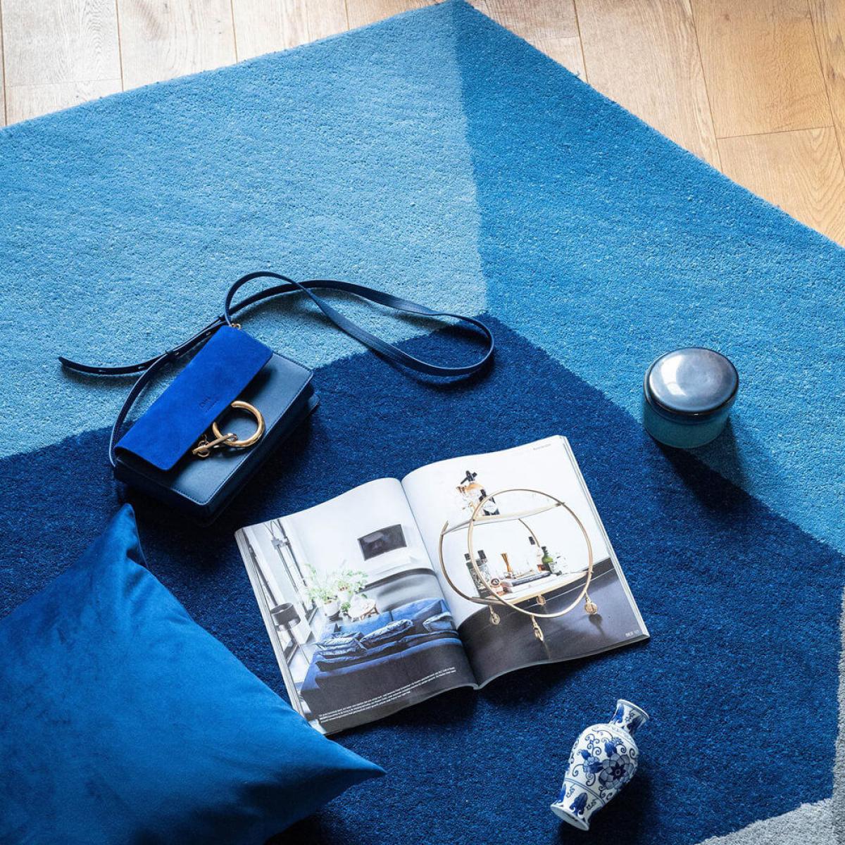 Darkblue Iso Rectangle Rug – image 2