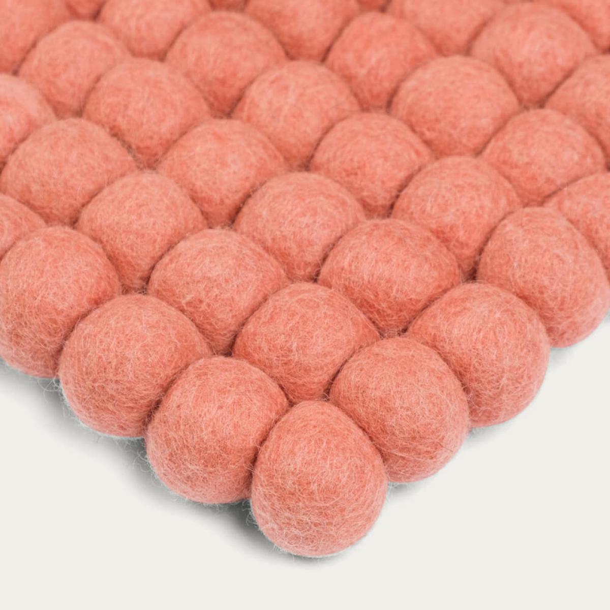 Felt Ball Rug Lea Square – image 3