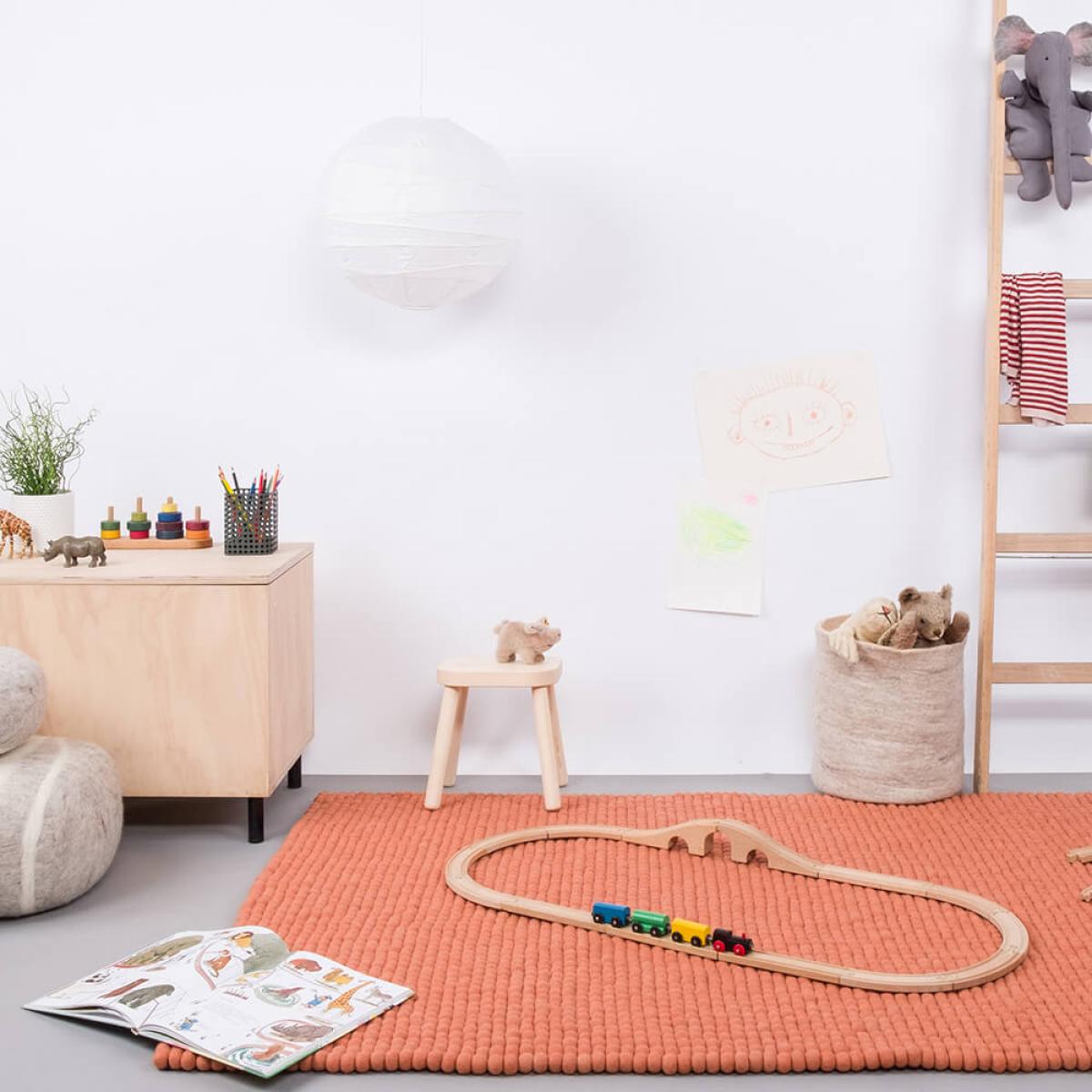 Felt Ball Rug Lea Square – image 7
