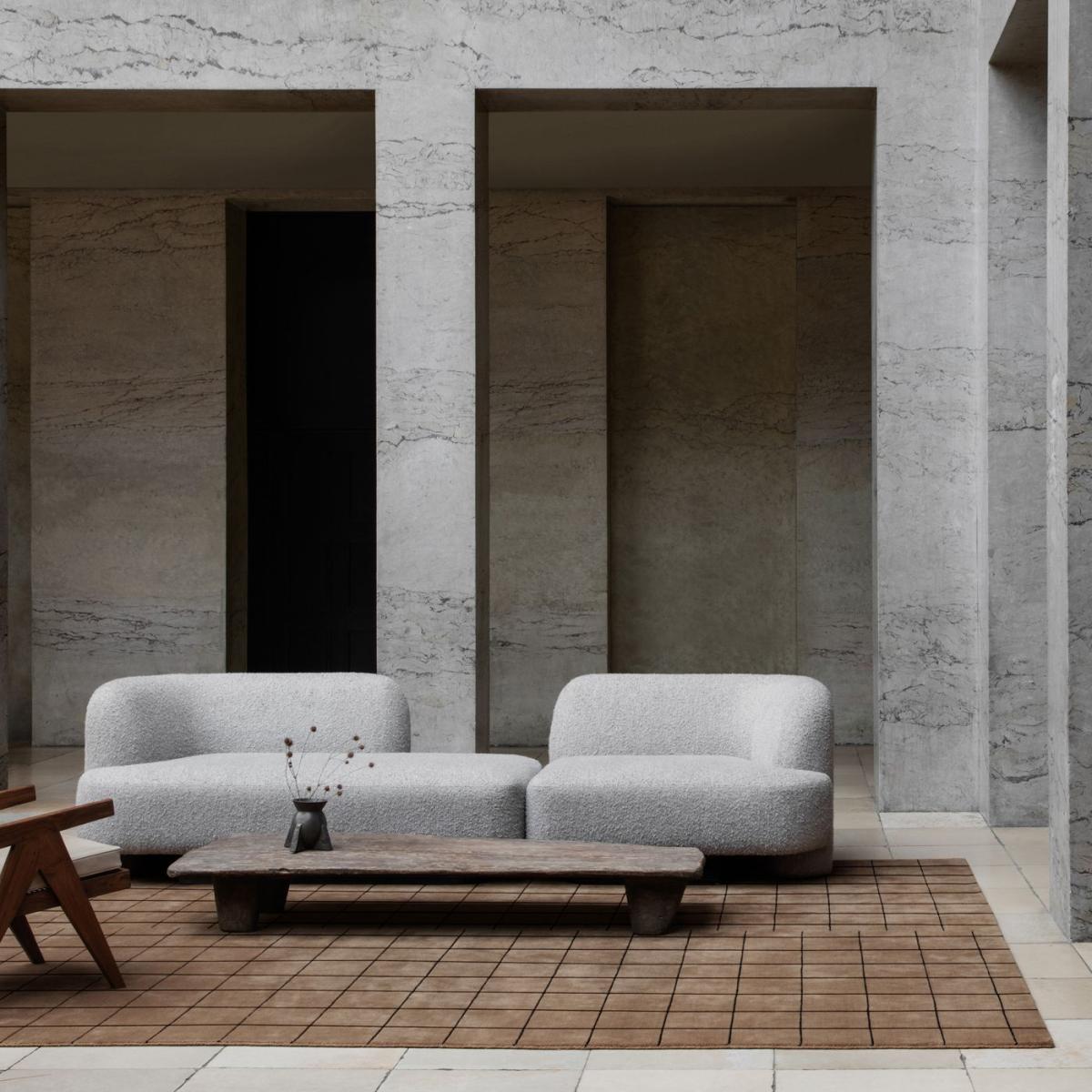 Chestnut/Black Grid Rug – image 2