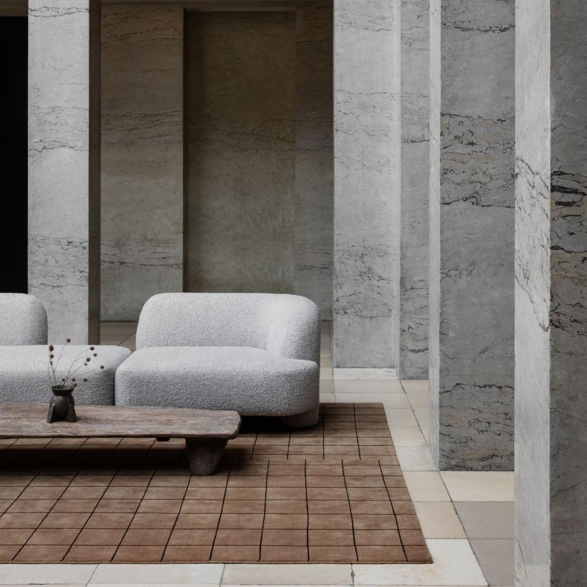 Chestnut/Black Grid Rug – image 4