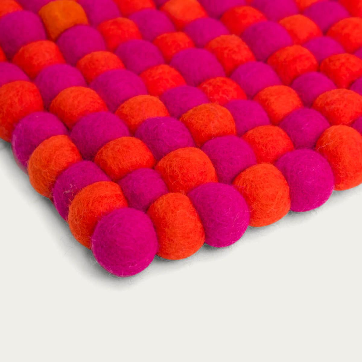 Kerala 1 Felt Ball Rug – image 3