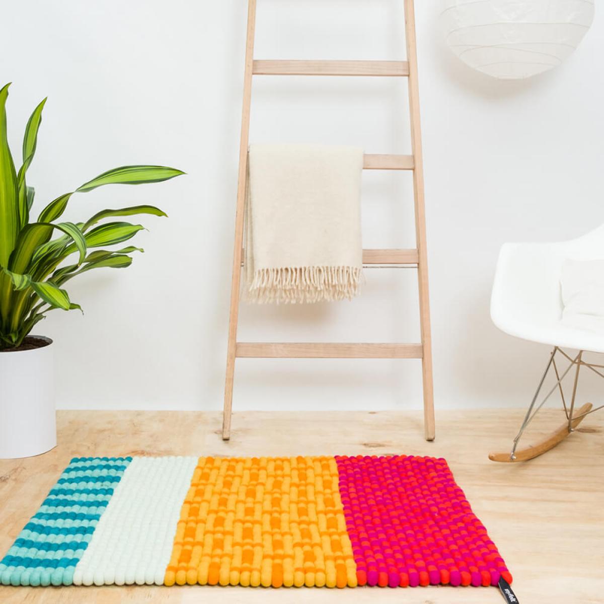 Kerala 1 Felt Ball Rug – image 6