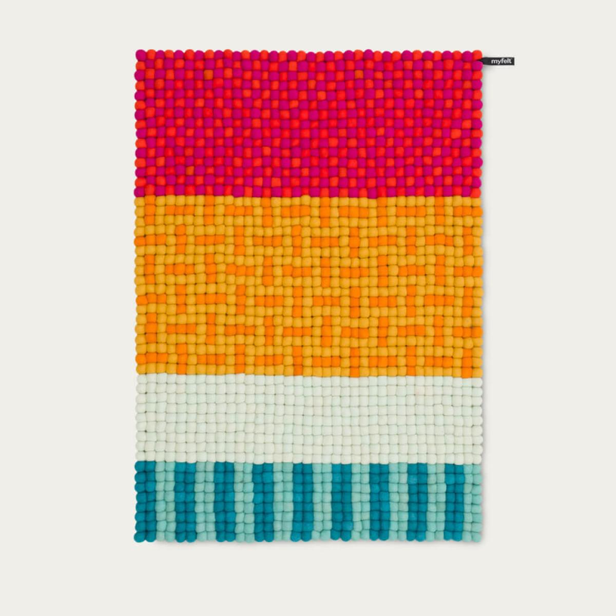 Kerala 1 Felt Ball Rug – image 1