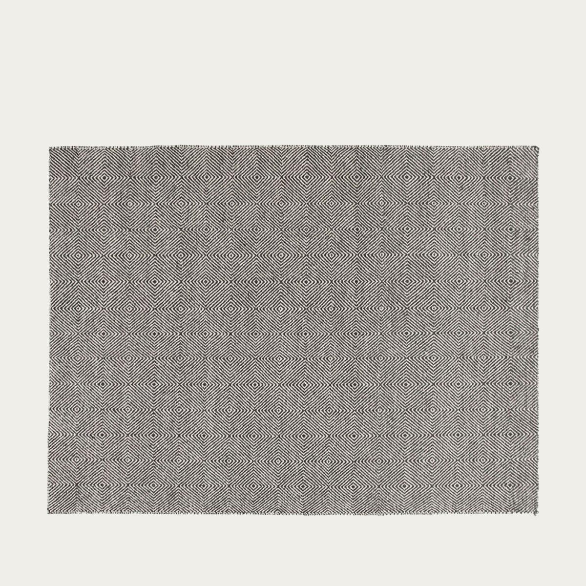 Black Sail Rug – image 1