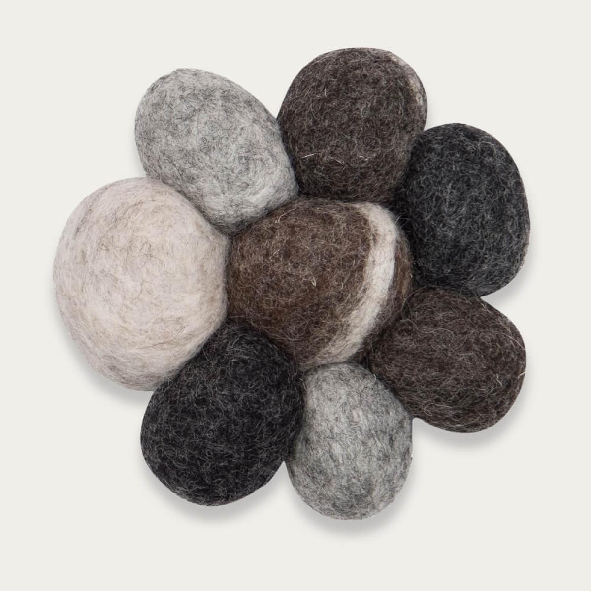 Felt Ball Rug Hardy Round – image 9