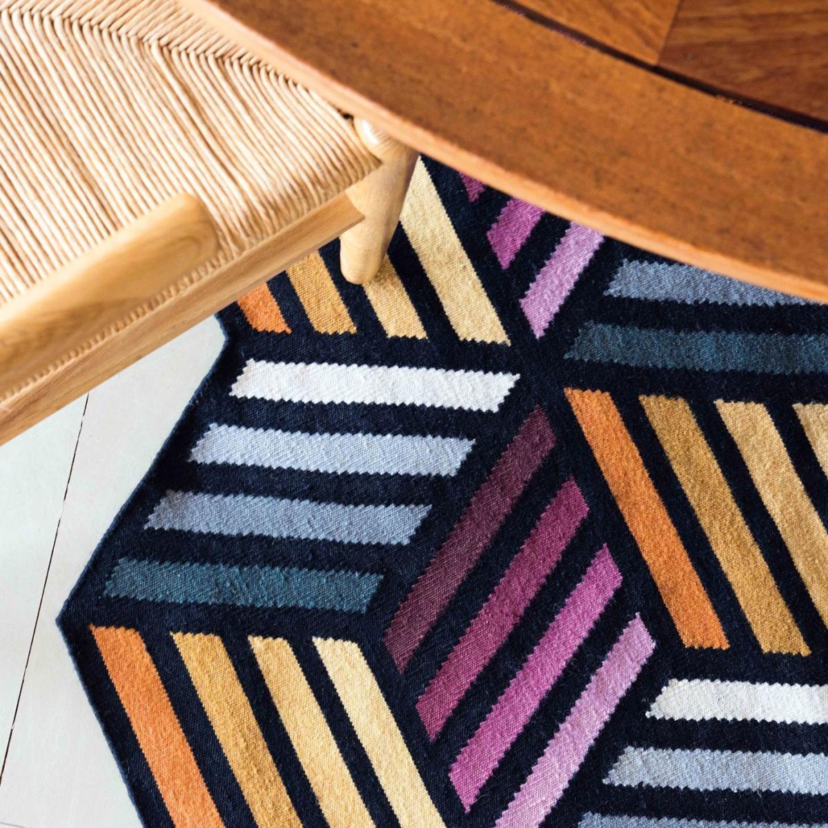 Orange Killim Parquet Hexagon – image 3