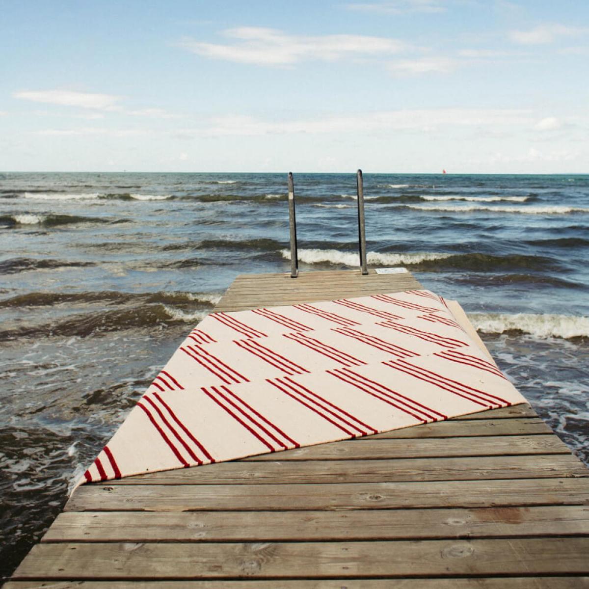 Pink/Red Stripes Rug – image 4