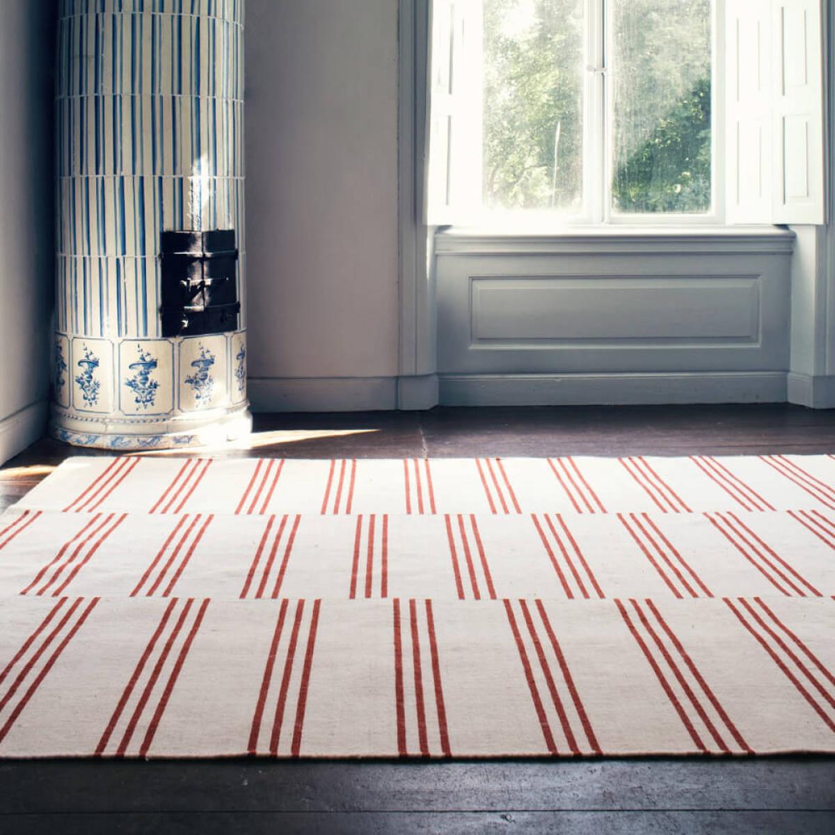 Pink/Red Stripes Rug – image 5