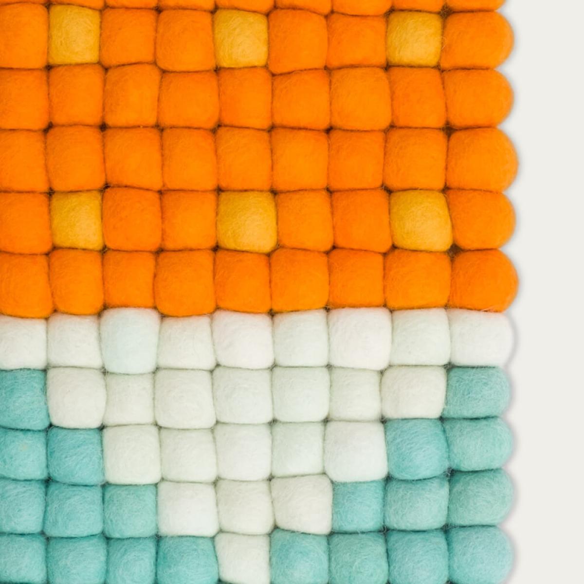 Kerala 4 Felt Ball Rug – image 2