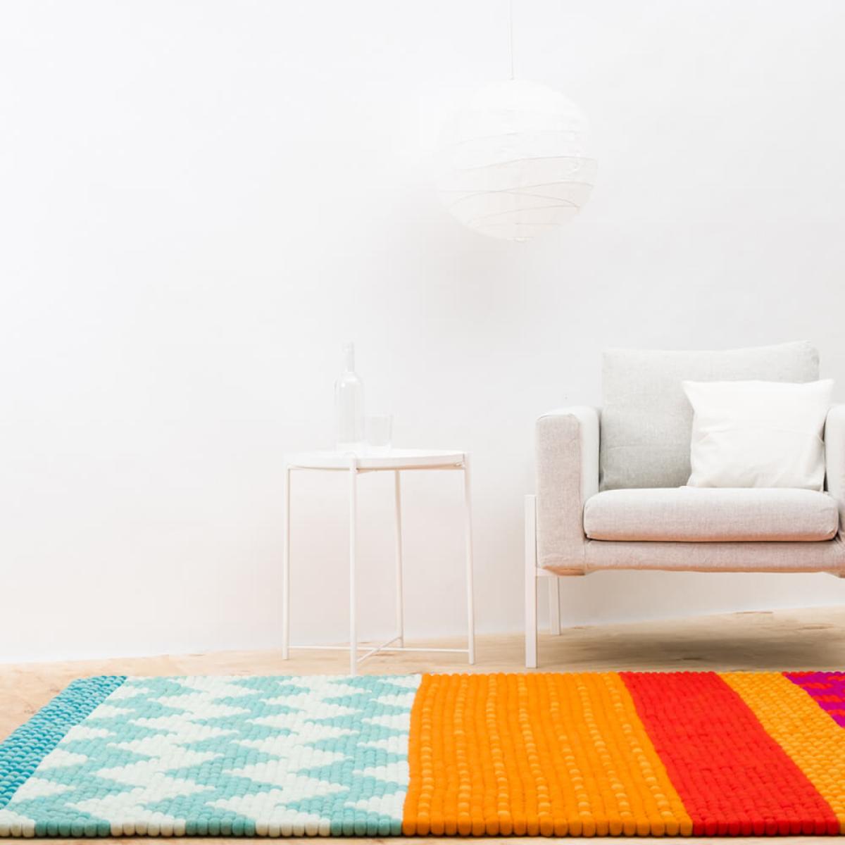 Kerala 4 Felt Ball Rug – image 4