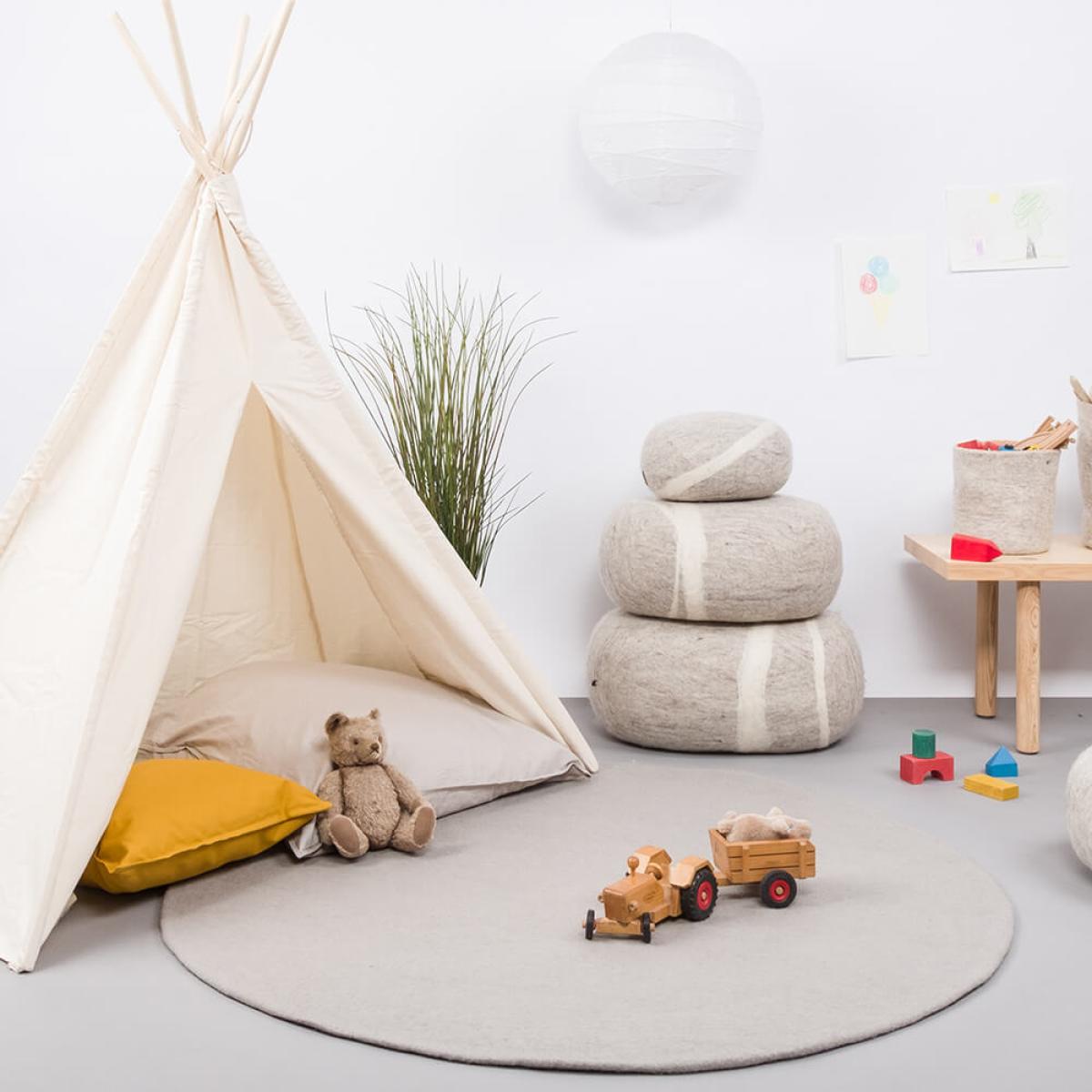 Felt Rug Luis Round – image 7