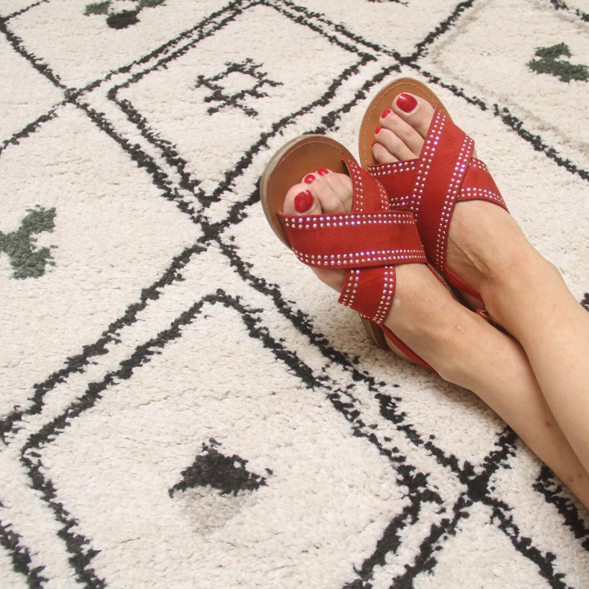 Green Camel Rug – image 3