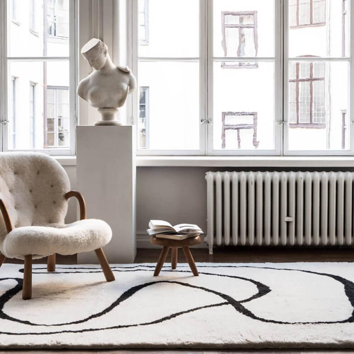 Dusty White Simple Object 18 Rug – image 2