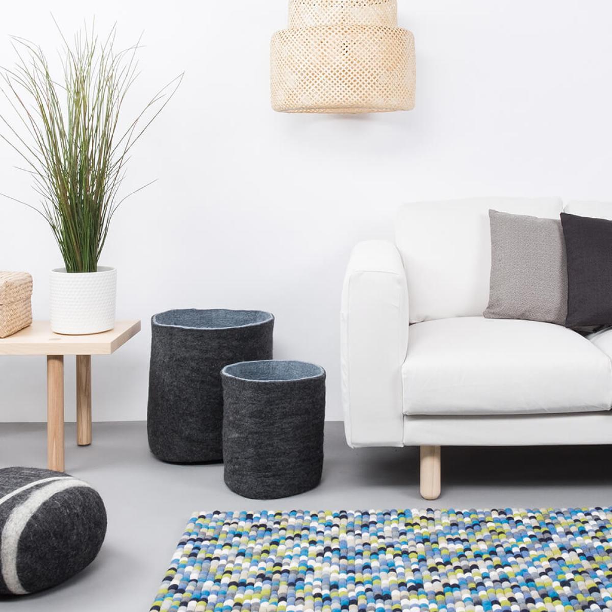 Felt Ball Rug Fritz Square – image 4