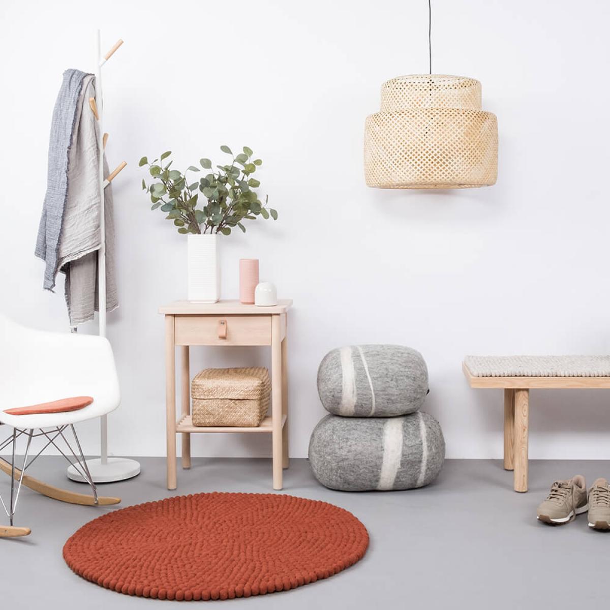 Felt Ball Rug Lora Round – image 4