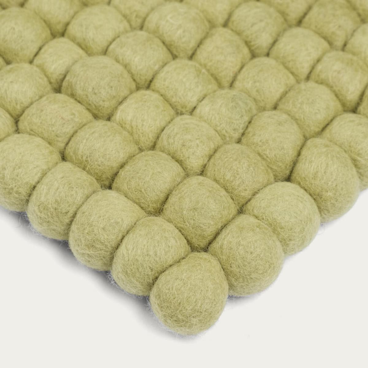 Felt Ball Rug Pitt Square – image 3