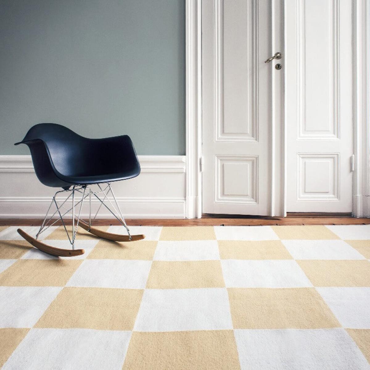 Yellow Square Rug – image 4