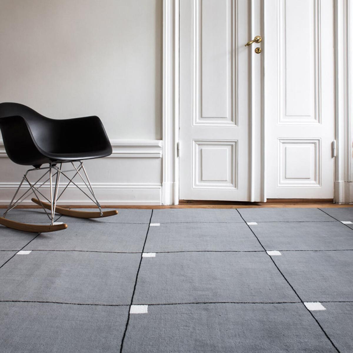 Gray Modern Rug – image 4
