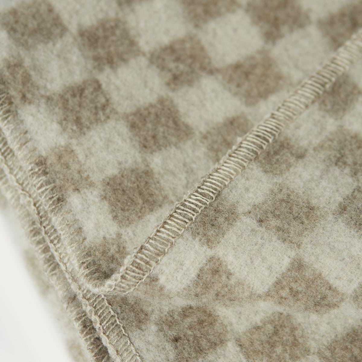Dama Blanket – image 3