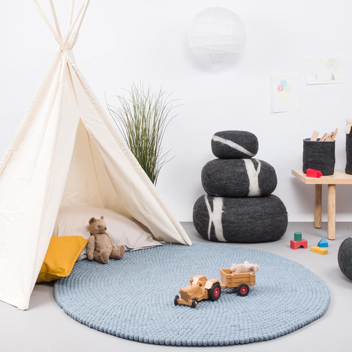 Felt Ball Rug Mia Round – image 6