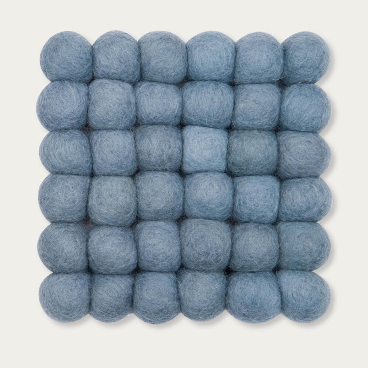 Felt Ball Rug Mia Square – image 9