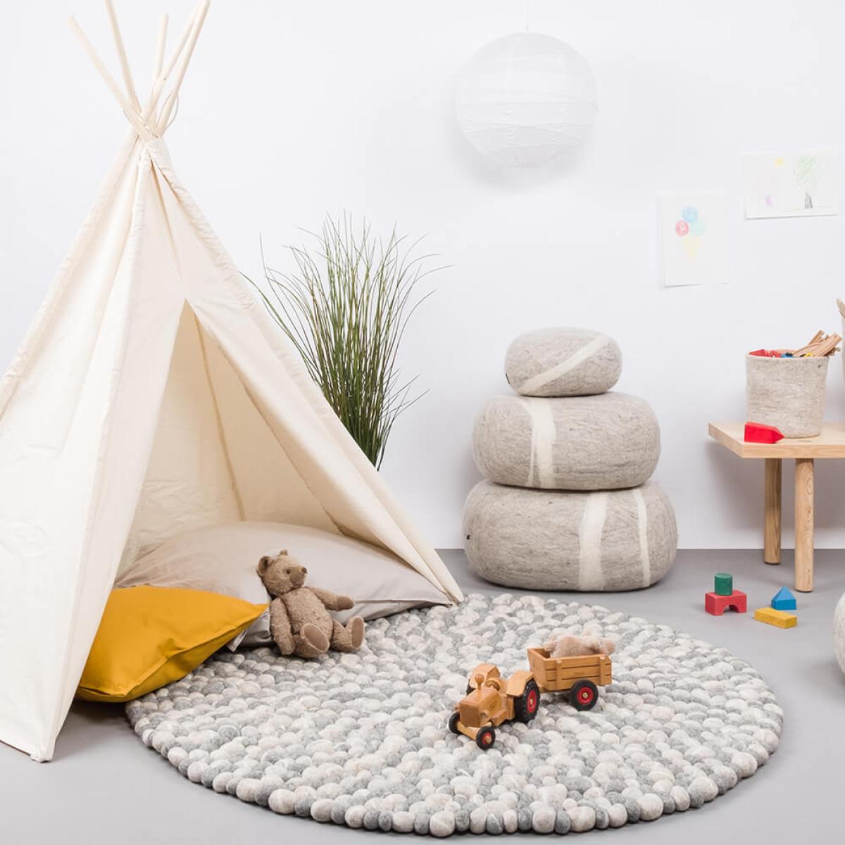 Felt Ball Rug Ernie Round – image 7