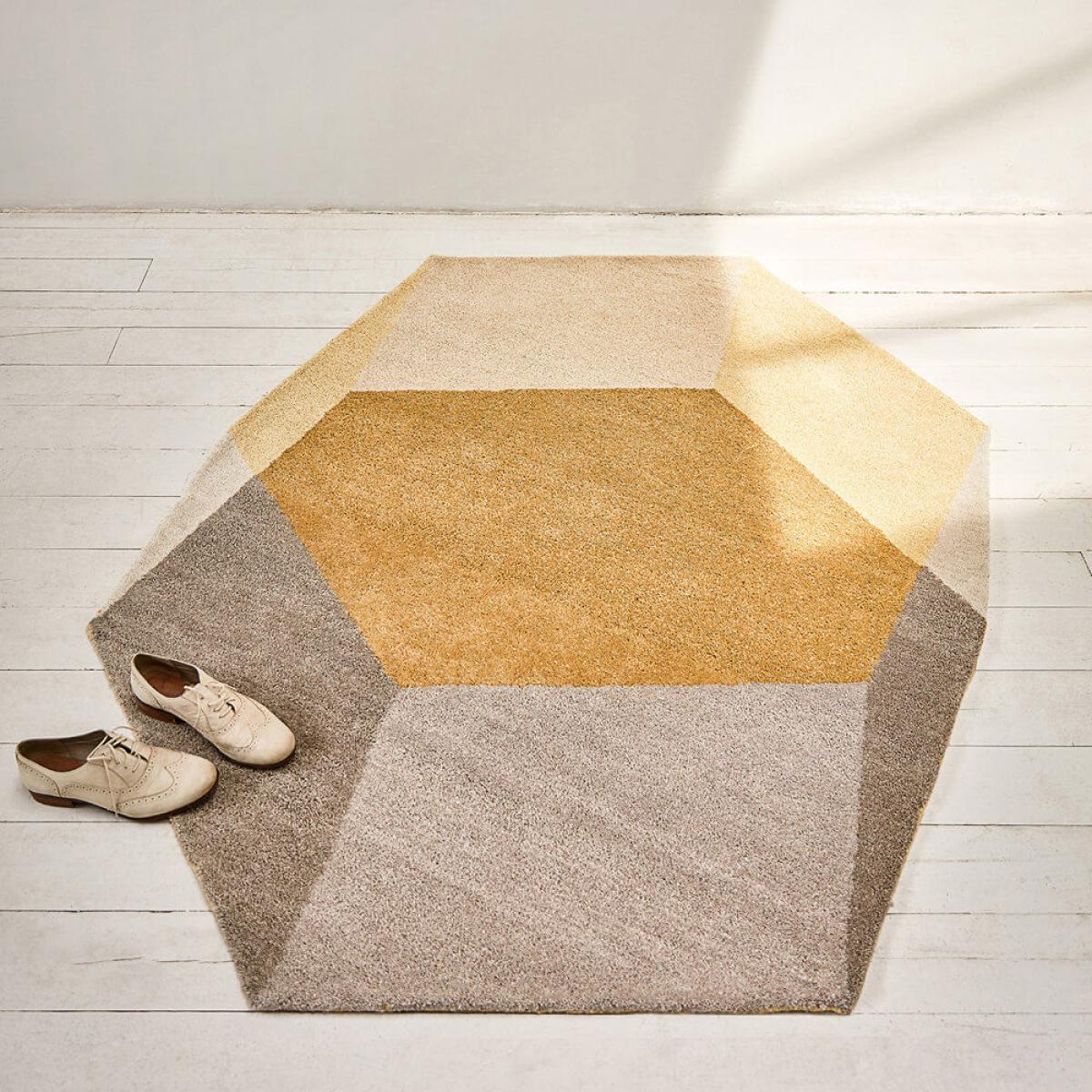 Yellow Iso Hexagon Rug – image 2