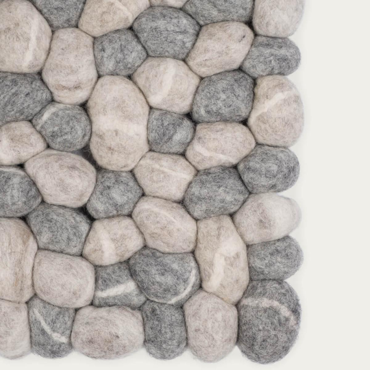 Felt Ball Rug Ernie Square – image 2