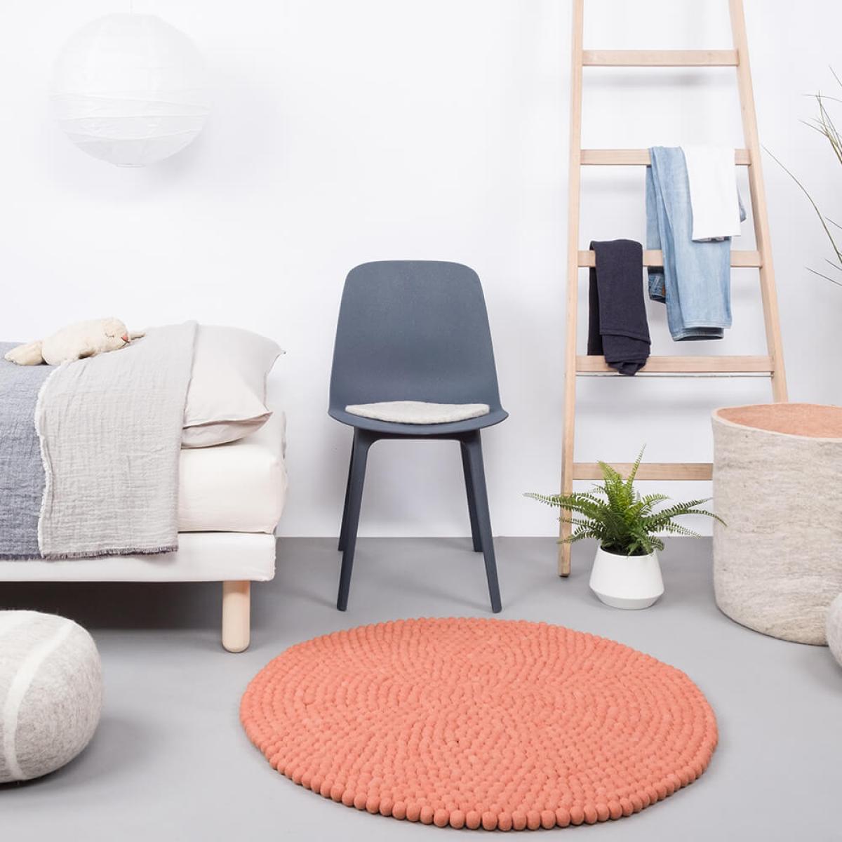 Felt Ball Rug Lea Round – image 6
