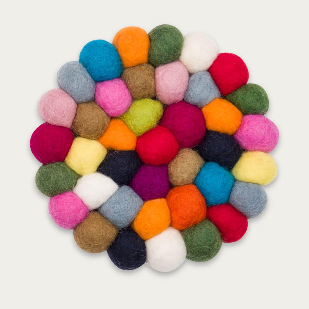 Felt Ball Rug Lotte Round – image 9