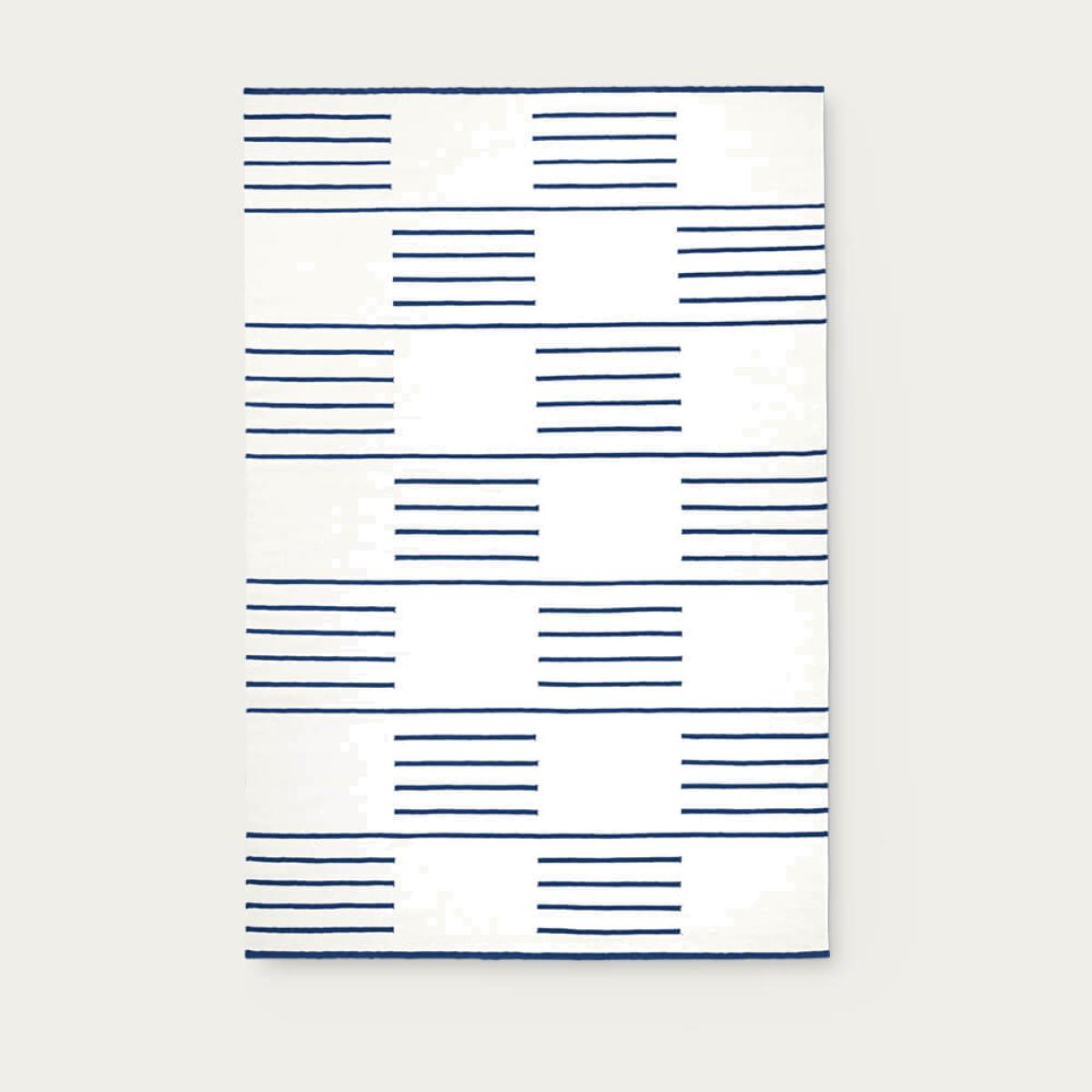 Cream/Blue Classic Rug – image 1