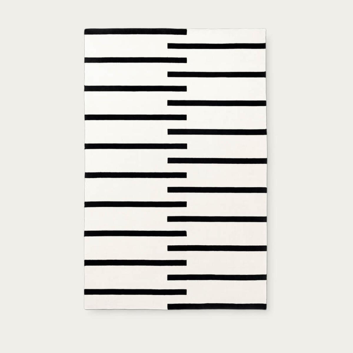 Cream/Black Tiger Rug – image 1